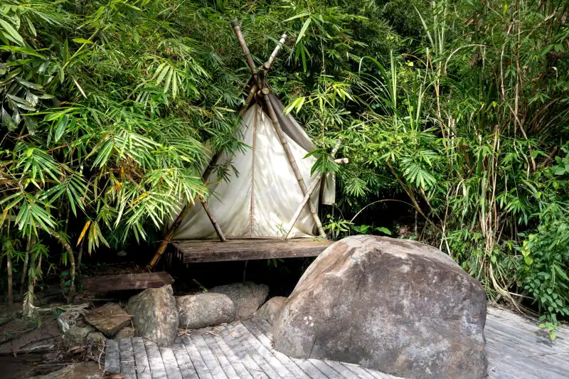 长三角自驾露营装备搭配方案：防潮垫与登山杖的实用组合正文配图 1